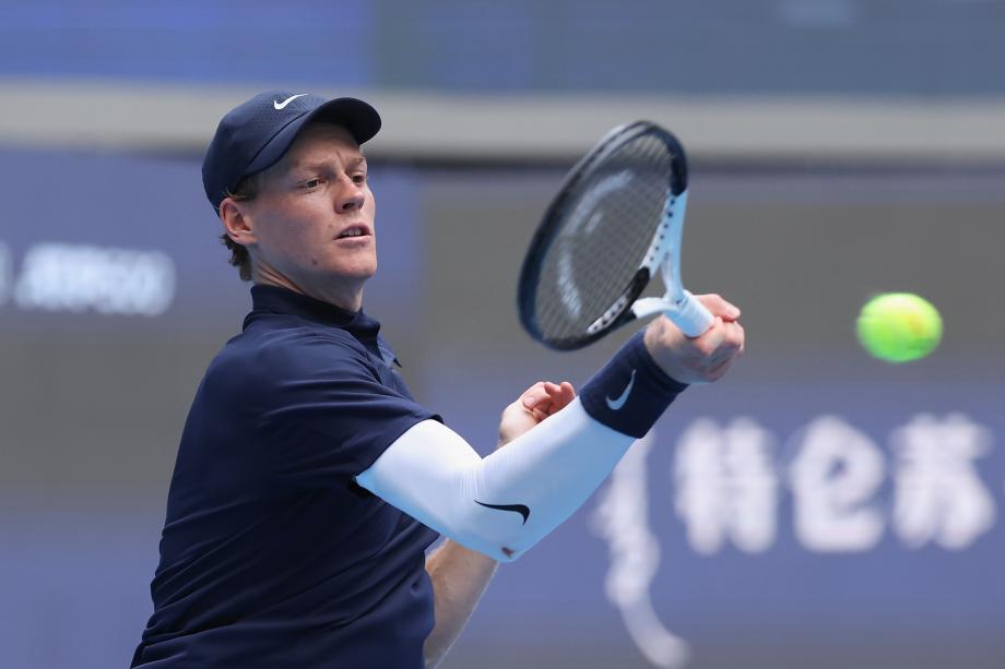 [图]辛纳2-0慑服马洛桑 晋级中国网球公开赛男单四强