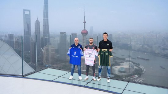 拜仁天下队今夏约战申花浙江 会有小将入朱门高眼吗？