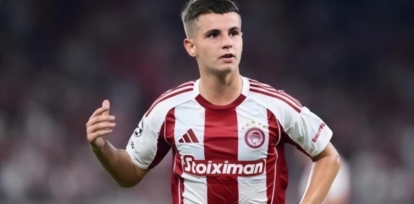 2球7助攻！18岁希腊中场神童横空出世，开价3000万欧，5权门疯抢