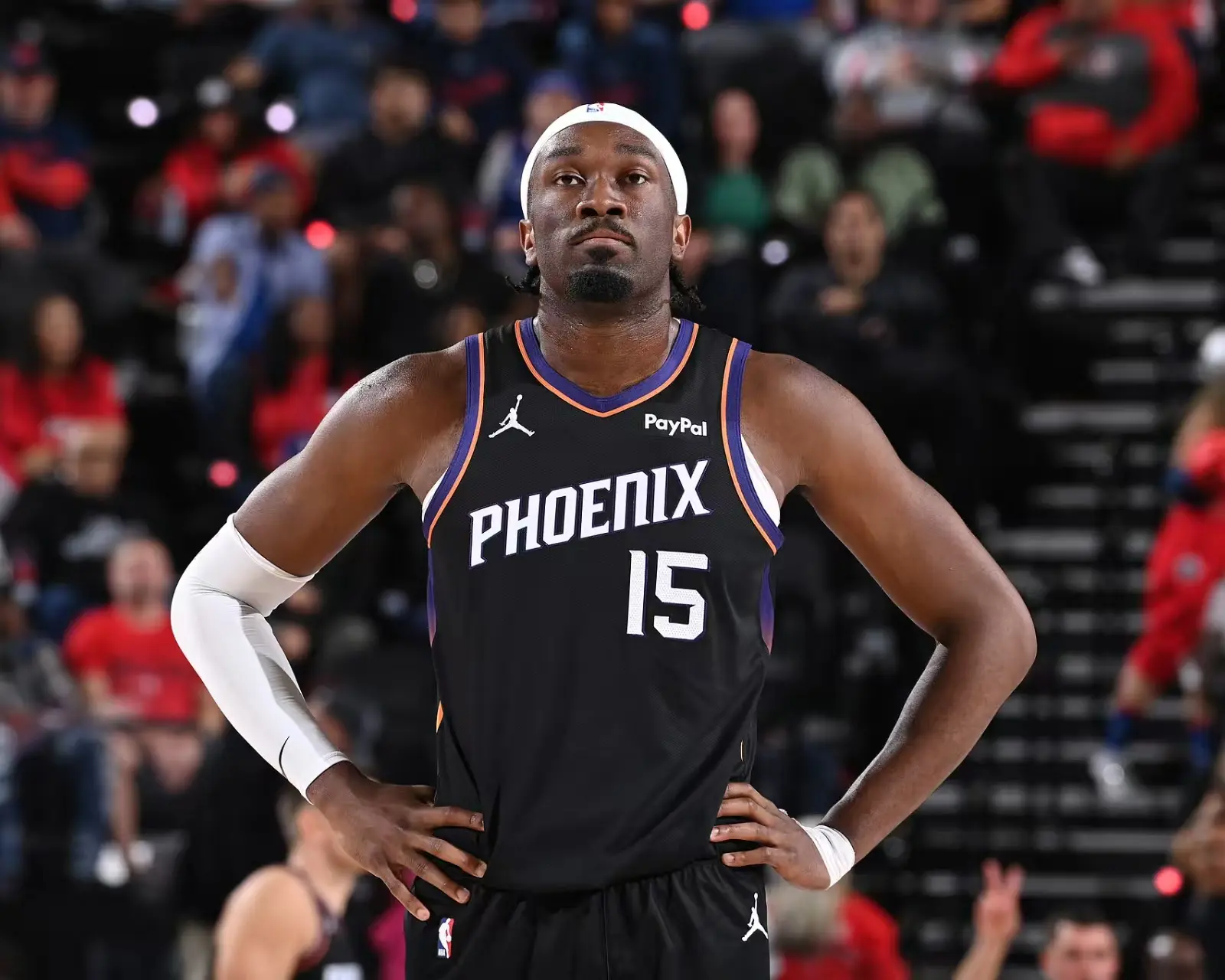 轰26+3+4绝杀太阳!惹怒詹姆斯的下场，球霸东契奇25投18铁躺赢