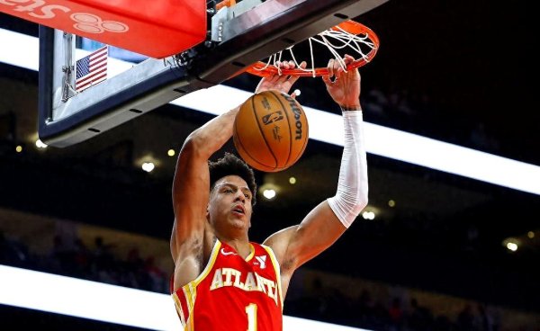 1.5亿巨星爆发！创下76年新高，争夺全明星，特雷杨2.2亿萎靡了