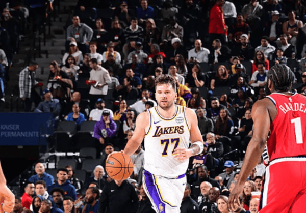 雷迪克谈东契奇伤情: 东契奇的伤情现在还莫得任何最新音书