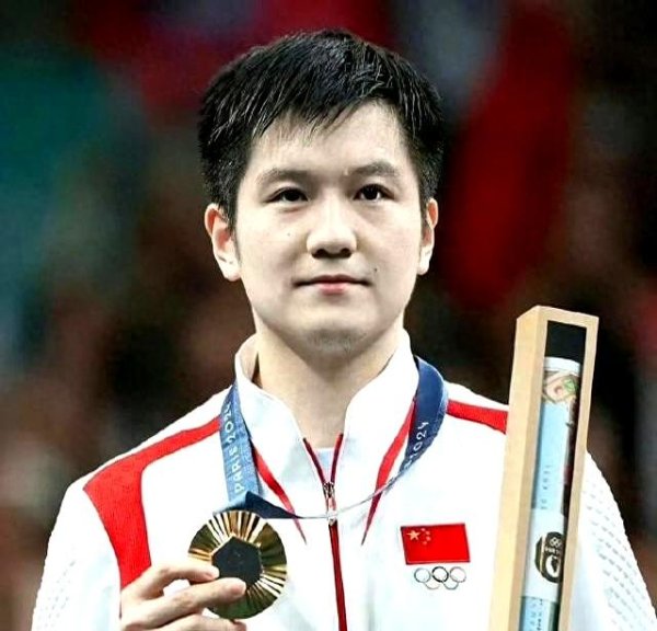 樊振东排名第一，孙颖莎紧跟，王楚钦未进前线