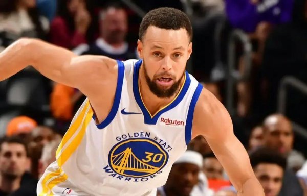 库里猛砍28分硬汉险胜119-116太阳展现三大事实理查德成枢纽奇兵