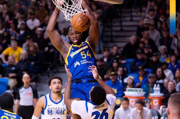 豪取17+17+6，英豪二队内线新援在场上的存在感的确太高了？