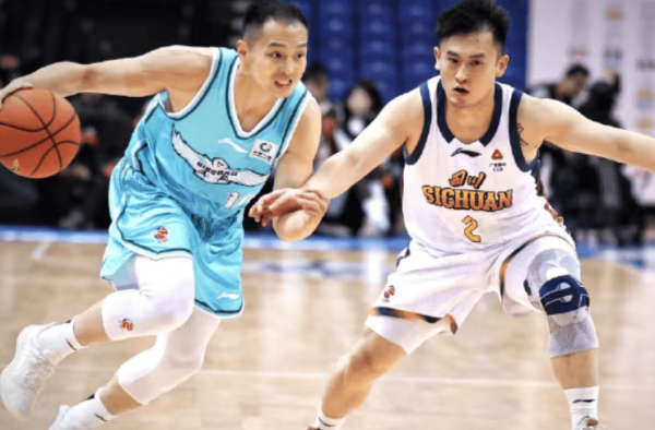 记者: 王奕博明晚初次以敌手身份回浙江, 他的阐扬值得期待