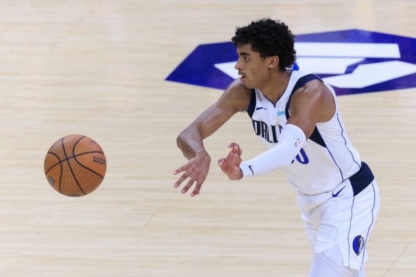 证据不睬念念！克里斯蒂13投仅3中得11分 三分9中2&有2次缺陷