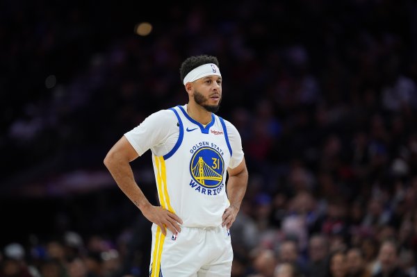 明日英雄客战快船 赛斯·库里缺阵 其余主力球员均不错出战！