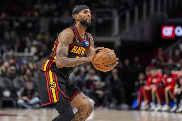 小节哑火白壁微瑕！沃克20中9拿23分4板3助2断 23分均前三节所得