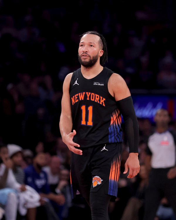 发扬还算对付！布伦森24中10&三分10中1 获取24分2篮板5助攻