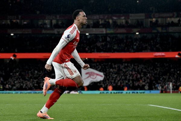 单场英超瑕玷导致丢球+破门，加布里埃尔之前的枪手球员是萨卡