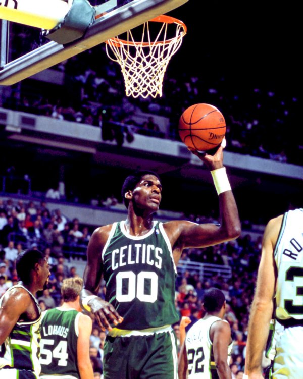 名宿帕里什：谁提轮休我会让他坐板凳 老詹打23年了偶尔可开绿灯