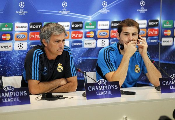 卡西：和穆帅同事就像一段恋情，第1年热恋第3年冷淡，然后会反想